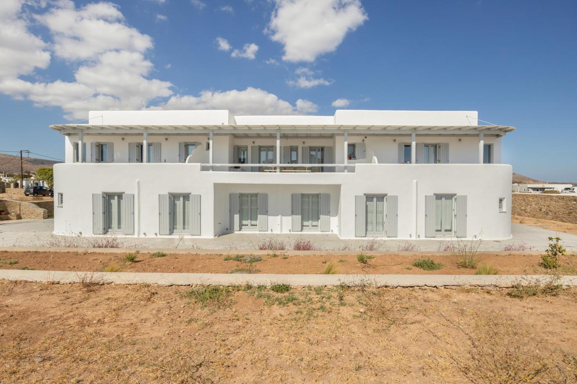 Paros Melodia Apartments Логарас Экстерьер фото