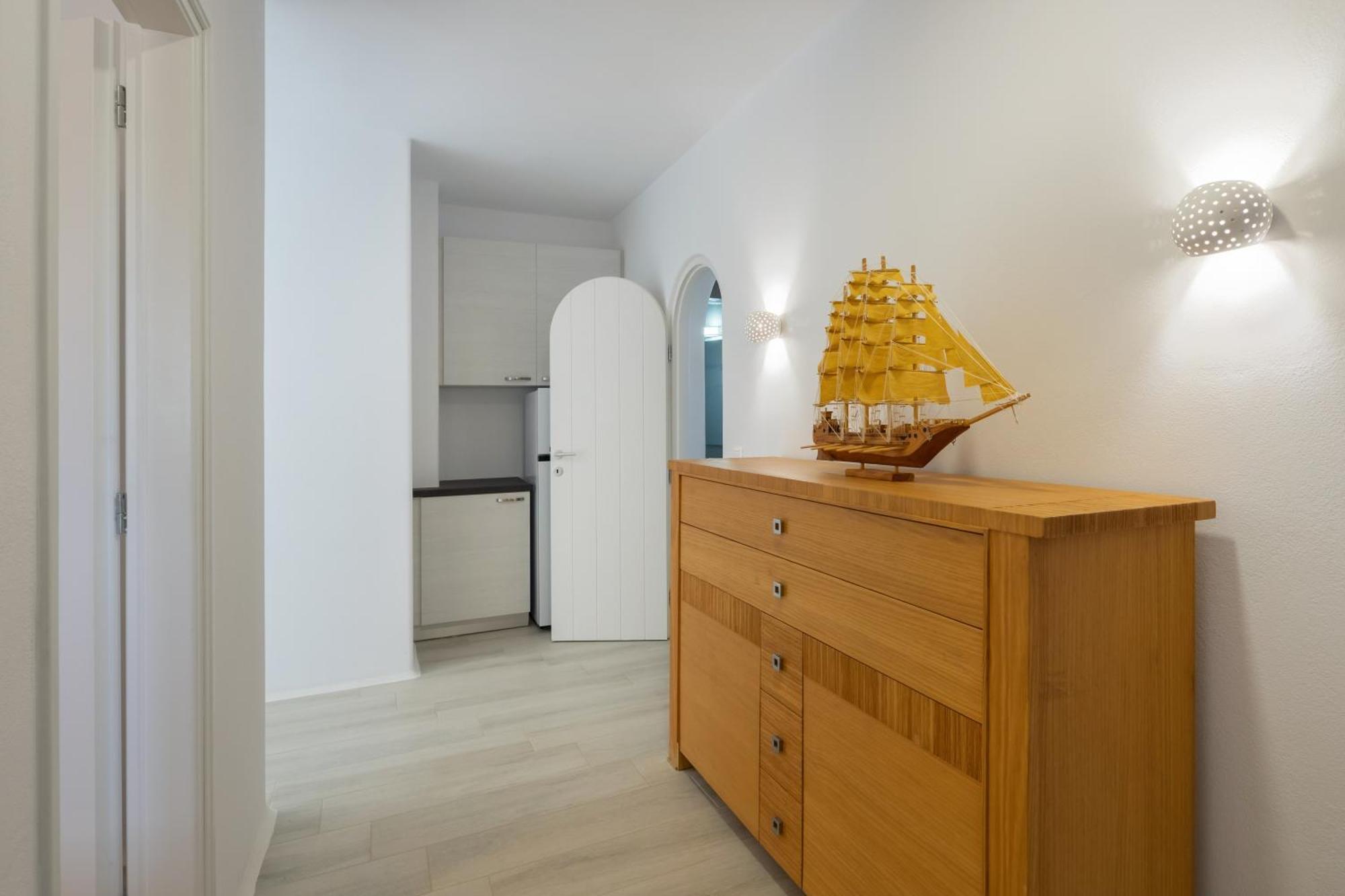 Paros Melodia Apartments Логарас Экстерьер фото